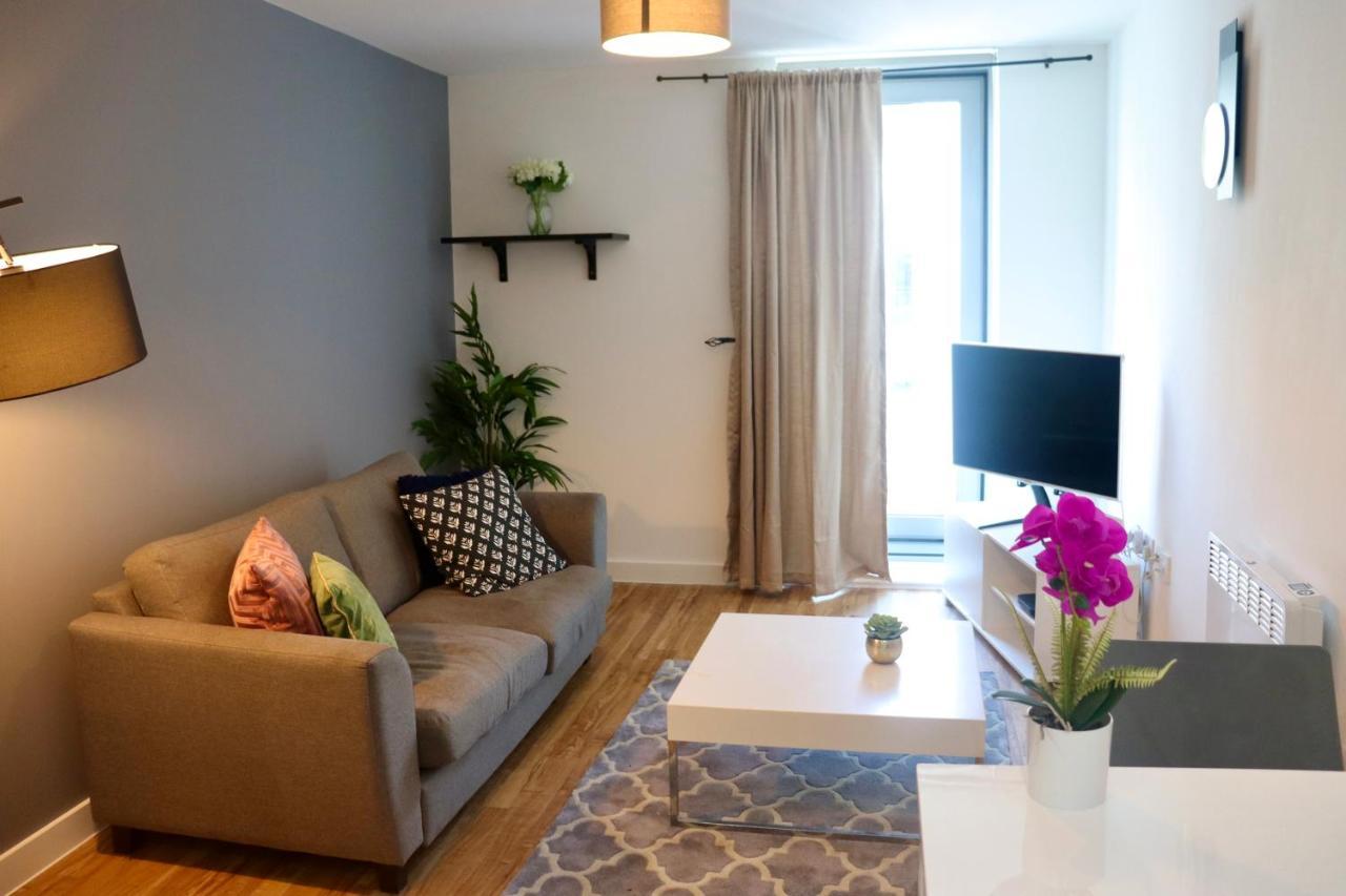 Hallsphere - Stunning Apartment Salford Quays Manchester Ngoại thất bức ảnh