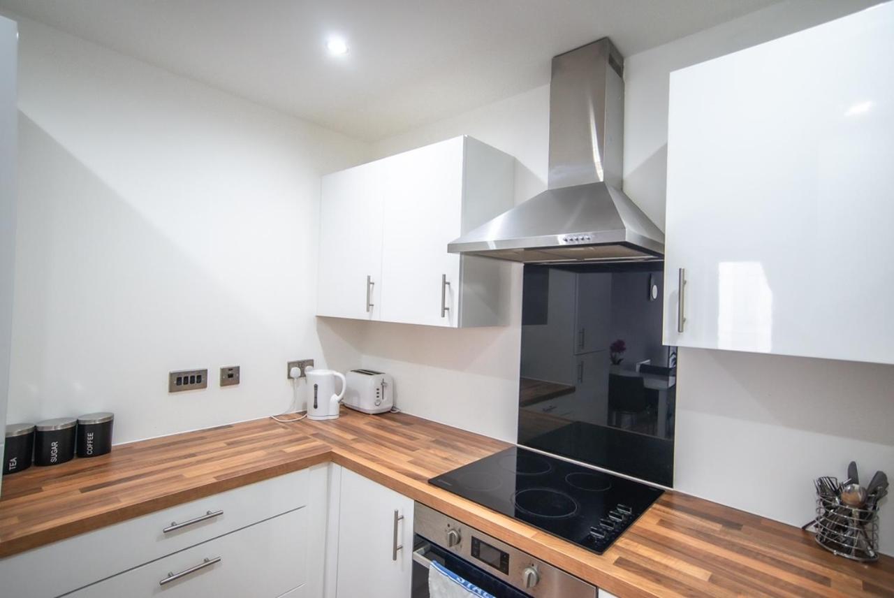 Hallsphere - Stunning Apartment Salford Quays Manchester Ngoại thất bức ảnh